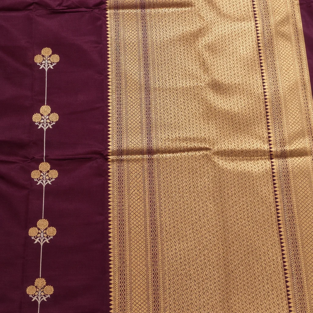 Red Kanchipuram Silk Saree - Pallu & Border Detail