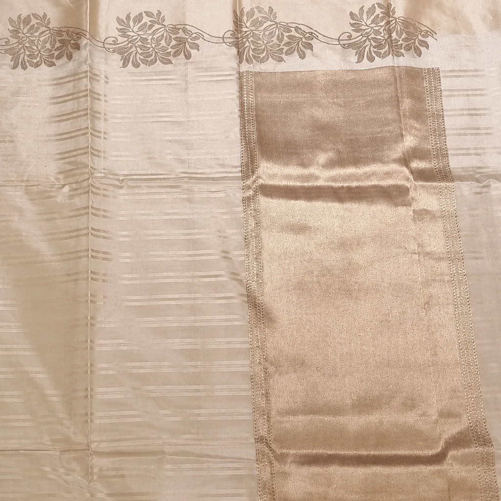 Wine Georgette Saree - Texture Showcase